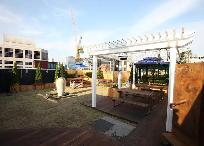 Hotel Myeongdong Mom House 3*