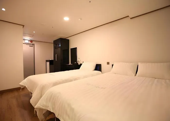 Myeongdong Mom House Hotel Seul