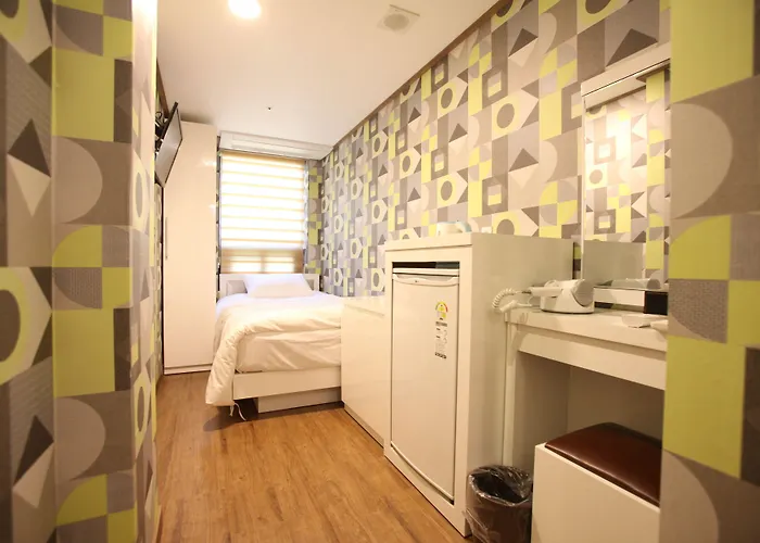 Myeongdong Mom House 3* Seul