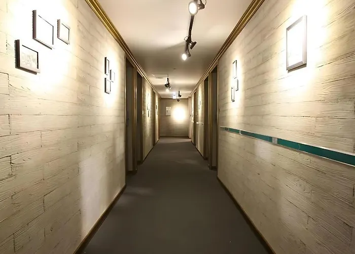 Myeongdong Mom House 3* Seul
