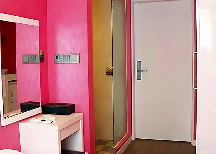 Hotel Myeongdong Mom House 3*