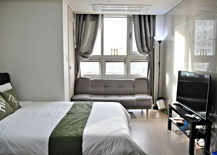 Hotel Myeongdong Mom House